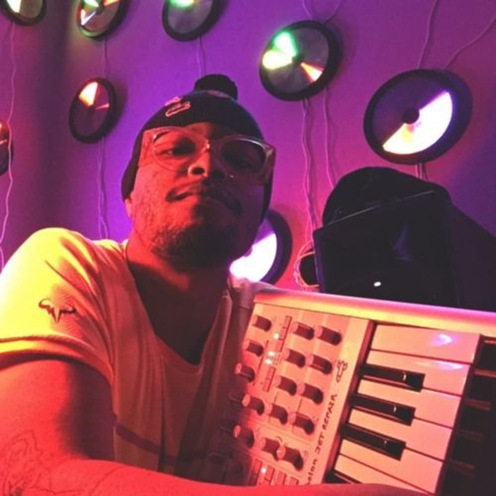 Artist - Matt Martians