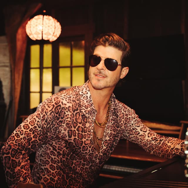 Artist - Robin Thicke