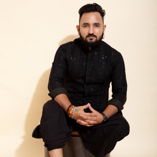 Artist - Sudhir Yaduvanshi