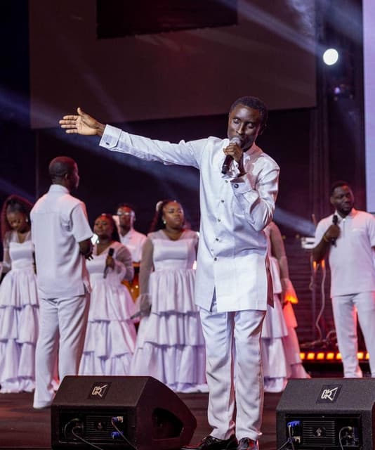 Artist - Oware Junior