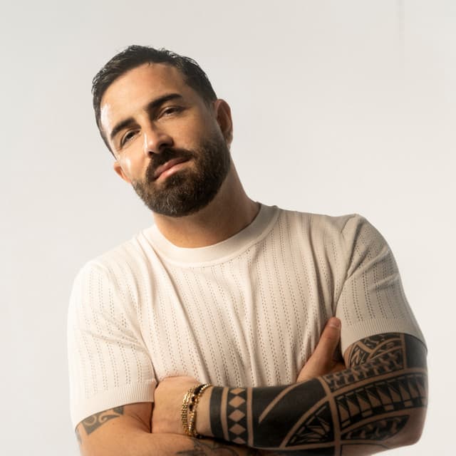 Artist - Rosario Miraggio