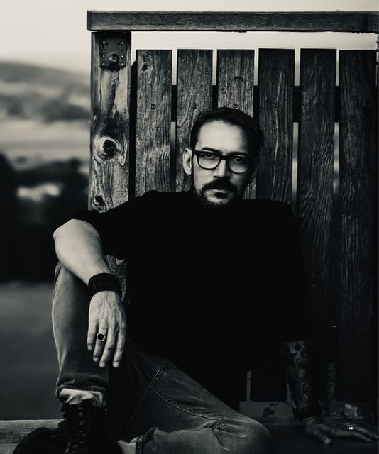 Artist - Dennis Korn