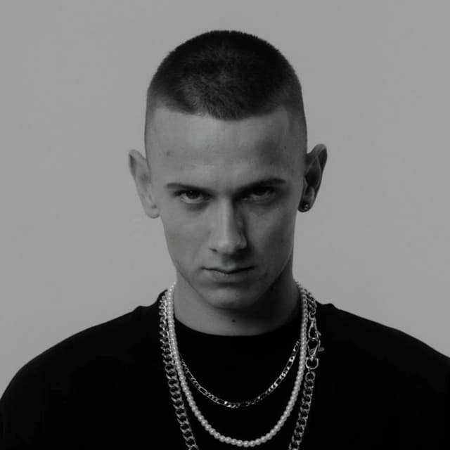 Artist - Fehér Krisztián