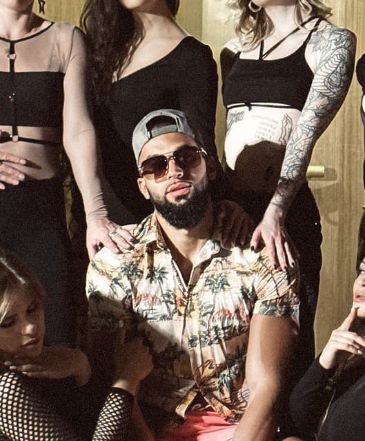 Artist - UncleFlexxx