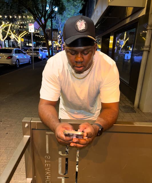 Artist - Trill2Mainey