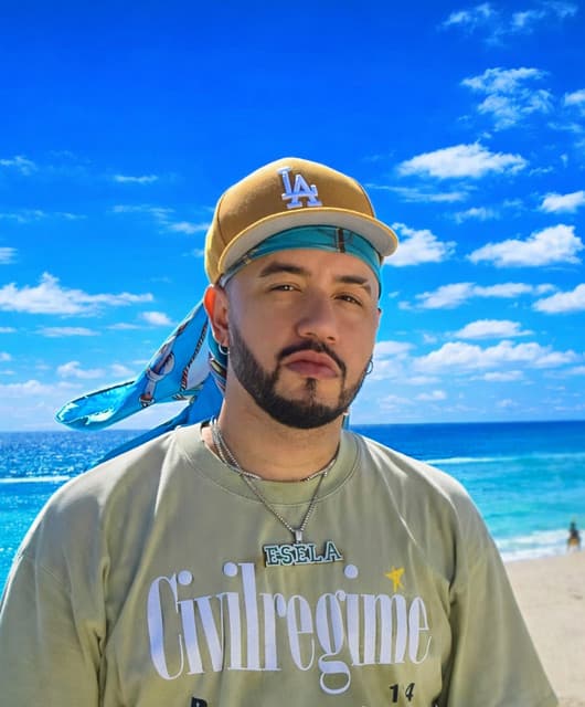 Artist - Reggi El Autentico