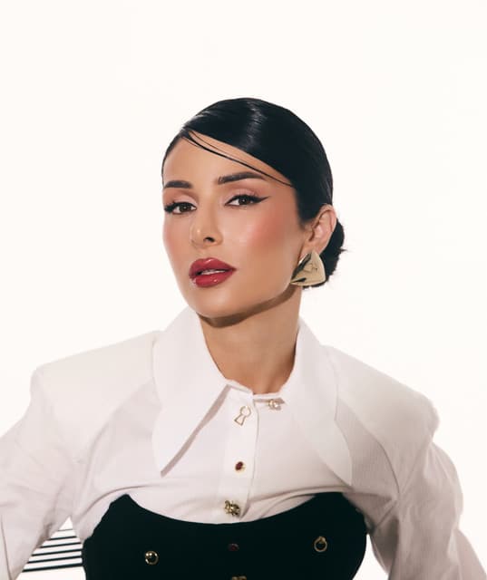 Artist - ZLATA OGNEVICH