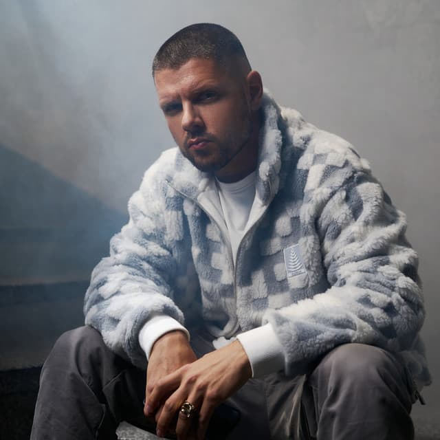 Artist - Kaz Bałagane