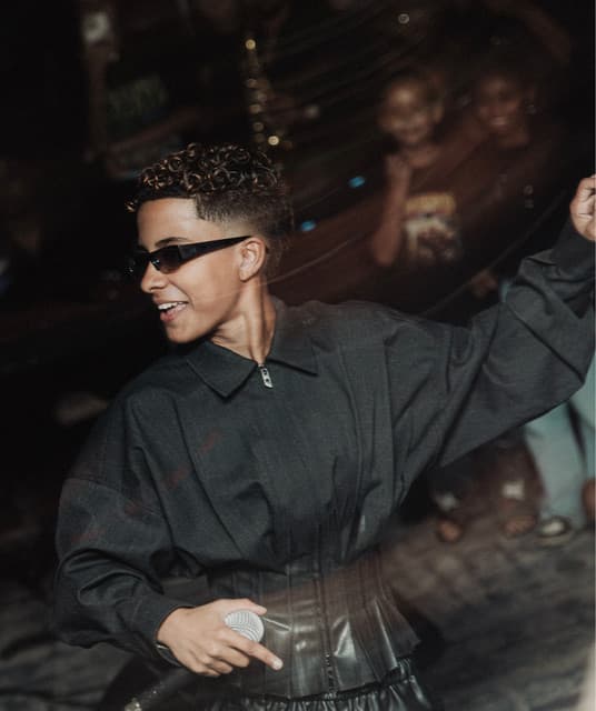 Artist - LÉA CHURROS