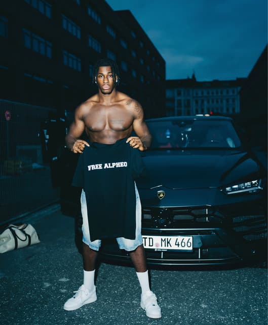 Artist - Salim Montari