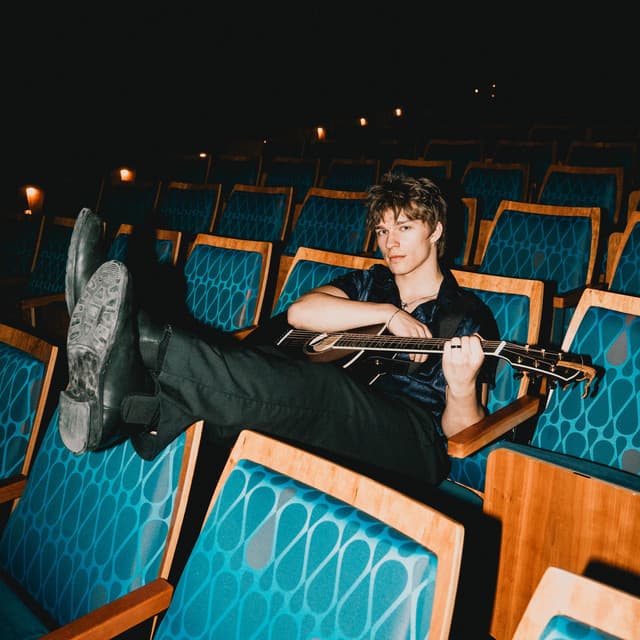 Artist - Alex Sampson