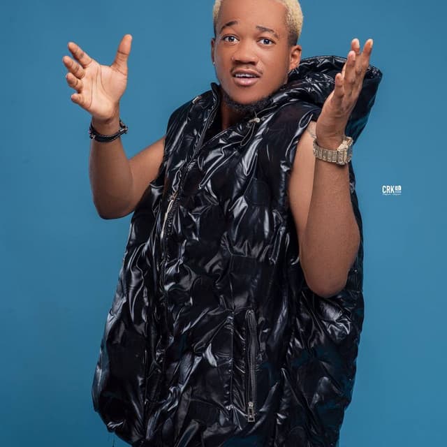 Artist - Emilio La Casse