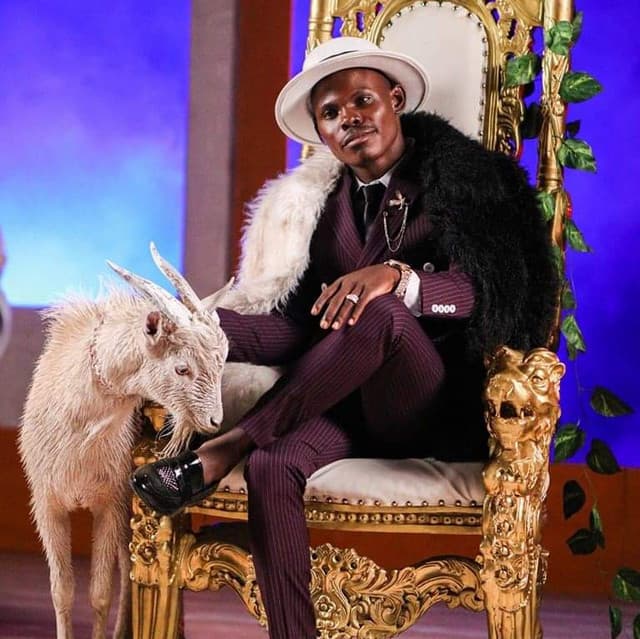 Artist - ELISHA TOTO