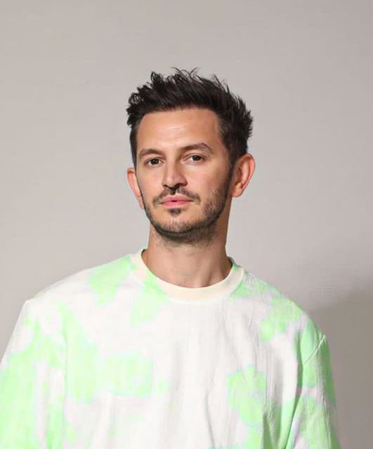 Artist - Burak Yeter