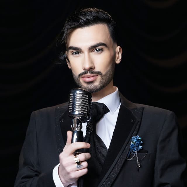 Artist - Kristi Lamaj