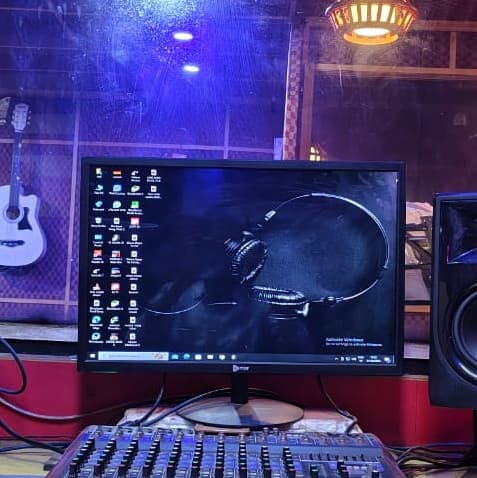 Artist - G Studio Songs