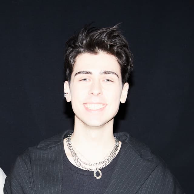 Artist - Artur Sikorski