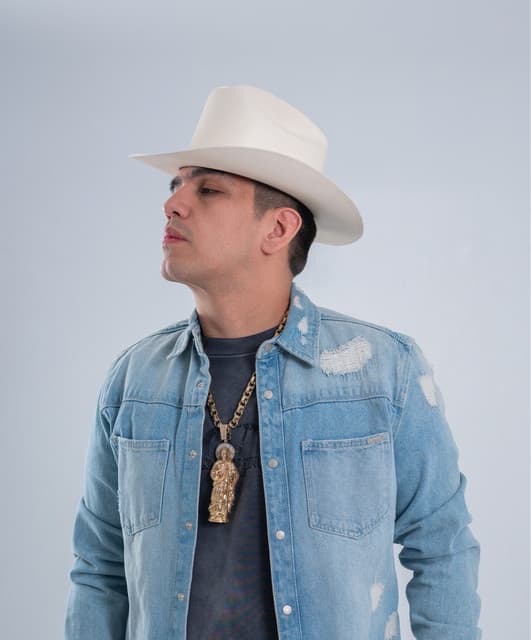 Artist - Jovanny Cadena Y Su Estilo Privado