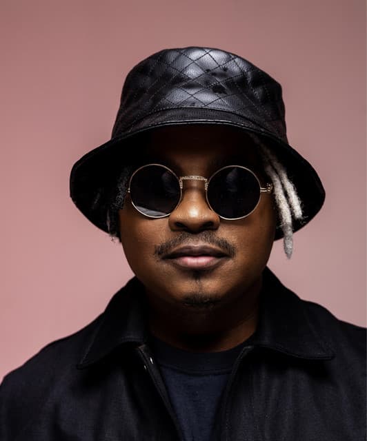 Artist - Nelson Tivane