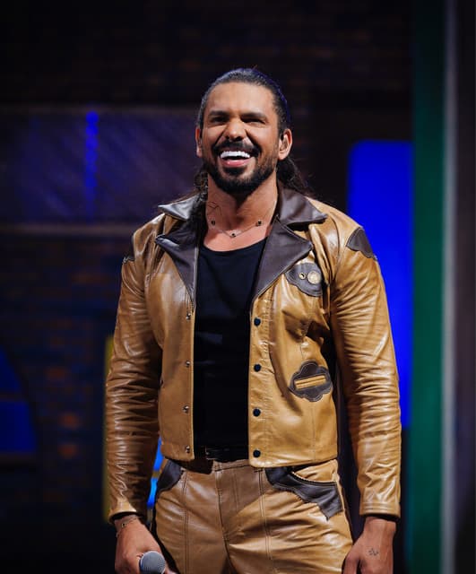 Artist - Thales Lessa