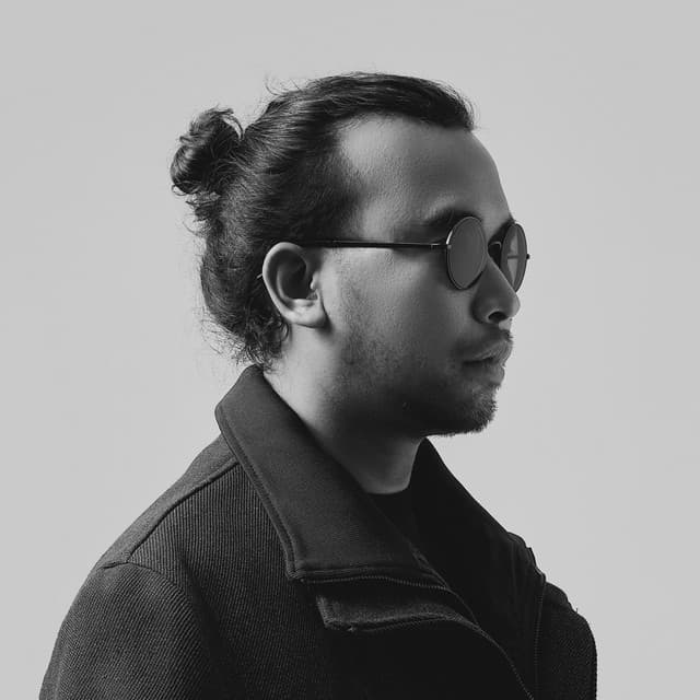 Artist - Whisnu Santika