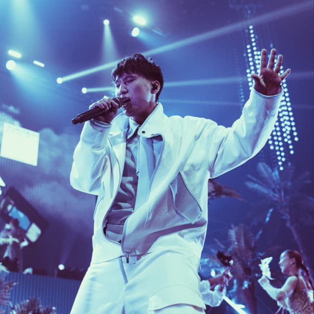 Artist - Kalifarniya