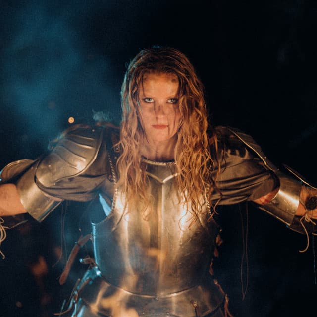 Artist - Paris Paloma