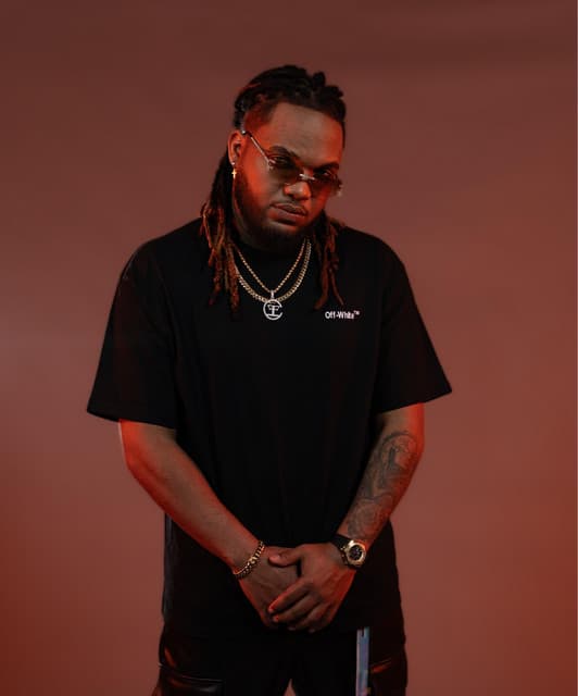 Artist - Makaco el Cerebro