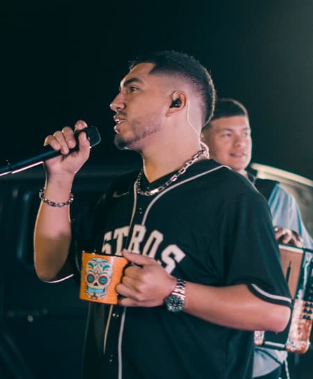 Artist - Esteban Gabriel