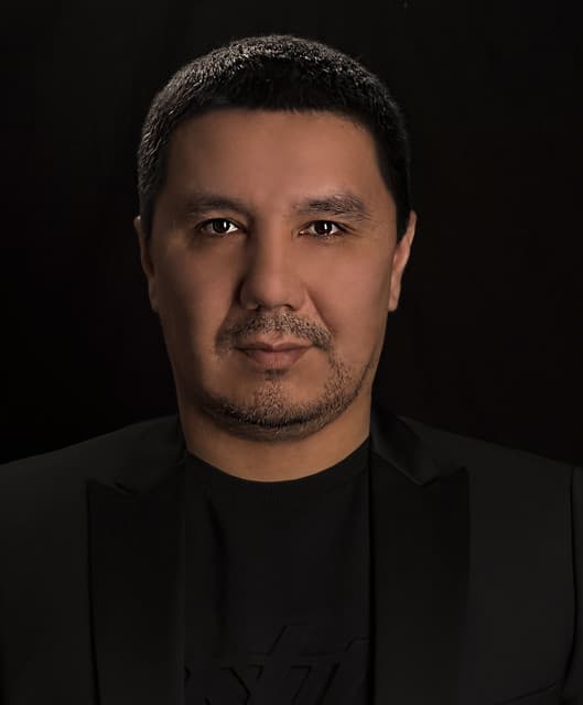 Artist - Doniyor Agzamov