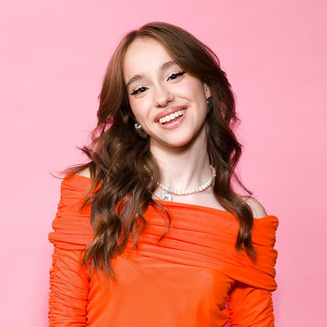 Artist - Марьяна Локель