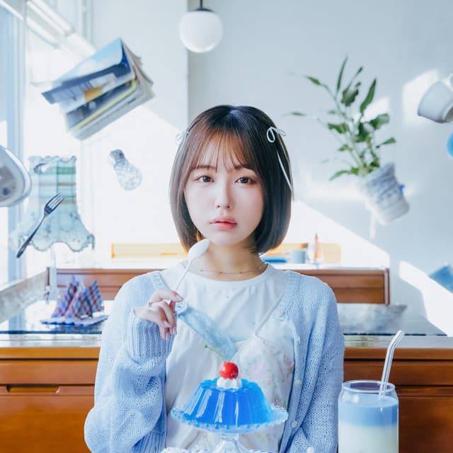 Artist - なえなの