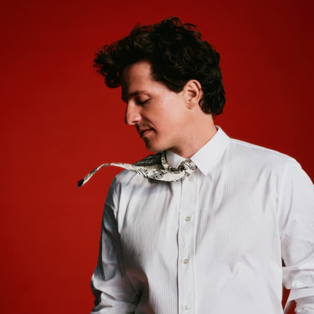 Artist - Charlie Puth