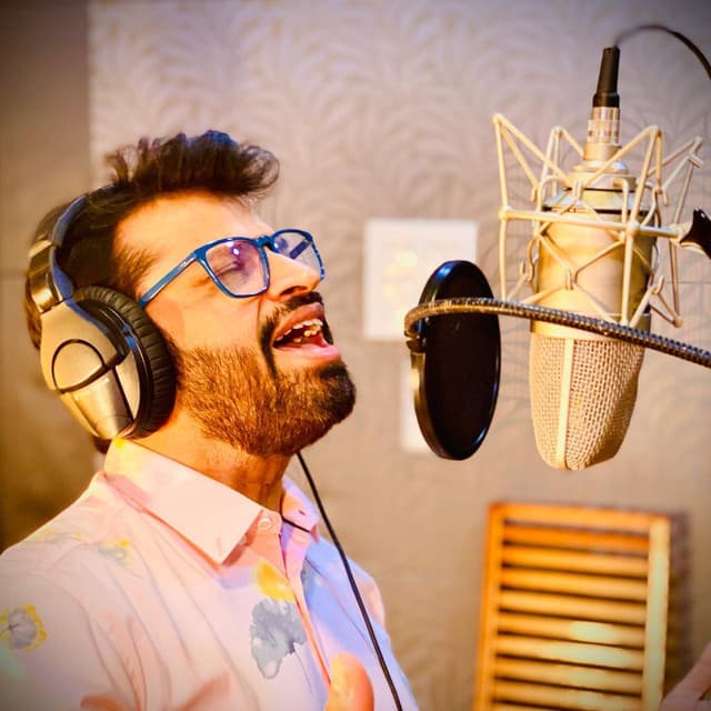 Artist - Jayesh Gandhi