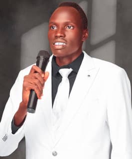 Artist - Mathuch Baak Deng