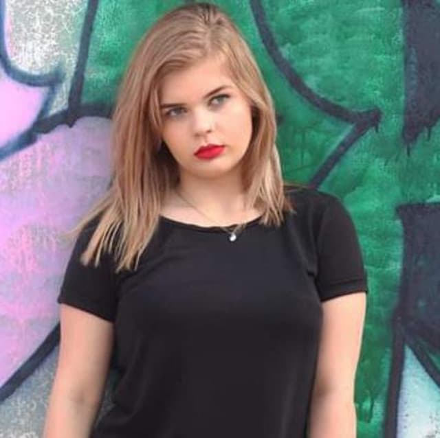 Artist - Gabi Fratucello