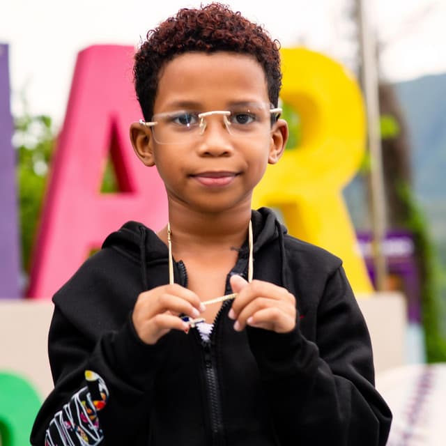 Artist - Tilin Insano