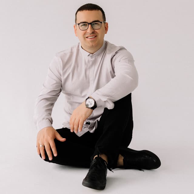 Artist - Oleg Kirilkov