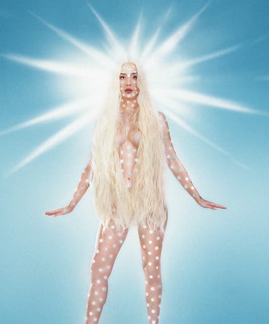 Artist - Mila Robert