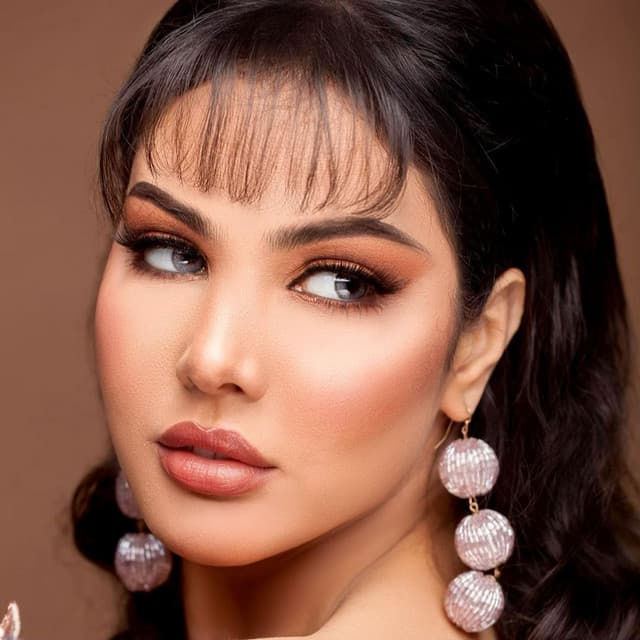 Artist - Ibtissam Tiskat