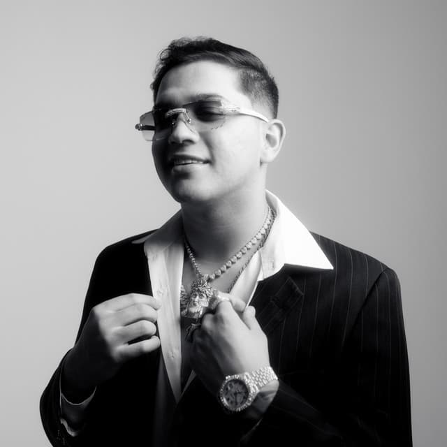 Artist - Lucky Brown