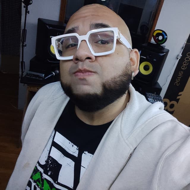 Artist - Jordi Jauria