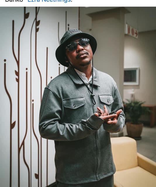 Artist - Ezra Neethings