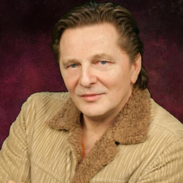 Artist - Daniel Popović