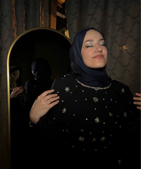 Artist - Gamze Şeker