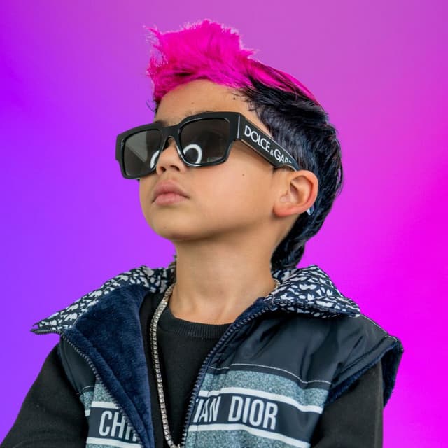 Artist - Junic El Famoso