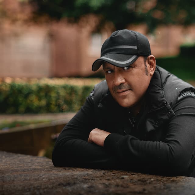 Artist - Ali Bin Mohammed