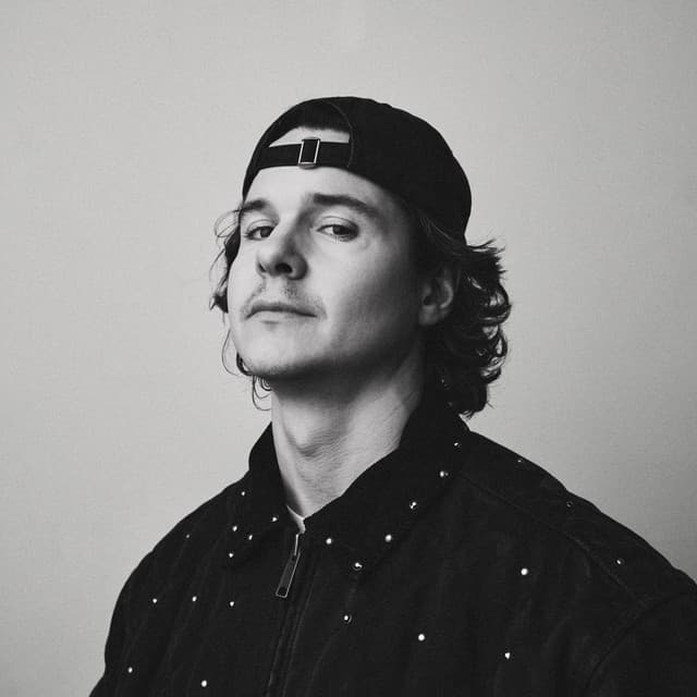 Artist - Lukas Graham