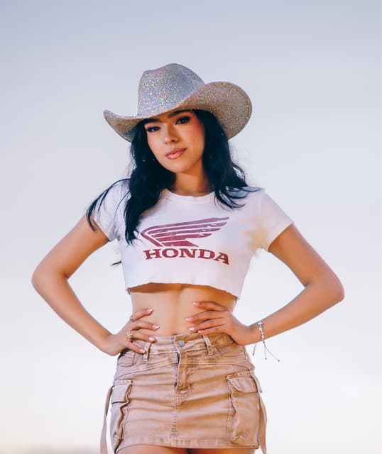 Artist - Anyelique Solorio