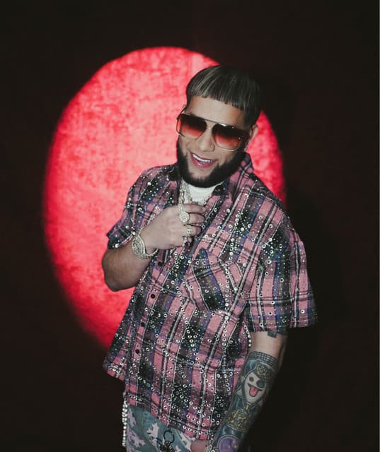 Artist - Casper Magico